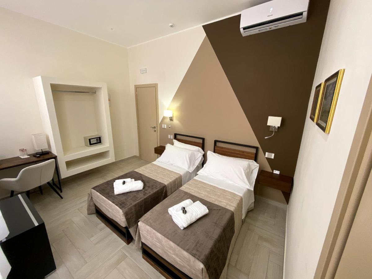 B&B De Nava Suite Ρέτζιο ντι Καλάμπρια Εξωτερικό φωτογραφία